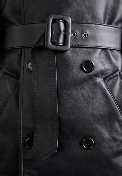 MOSCHINO CAPPOTTO - Trenchcoat - nero