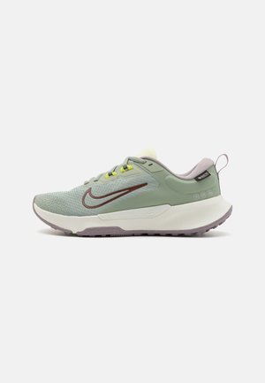 Nike Performance JUNIPER - Tenisice za trail trčanje - jade horizon/dark pony/cyber/sail/light violet ore