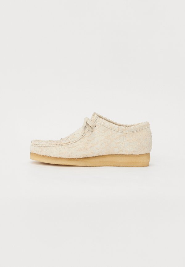 WALLABEE - Lace-ups - champagne