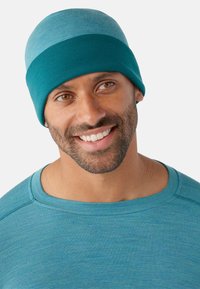 Smartwool CUFFED  - Bonnet - emerald green