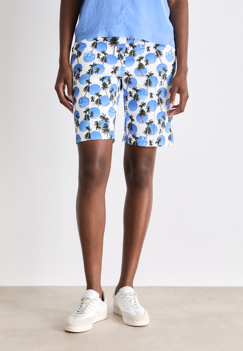 Marc Cain Sports WITTEN Shorts In Turquoise WS 83.02 W03 COL 339