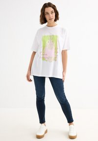 INSIDE MANGA CORTA RABBIT - Camiseta estampada - blanco