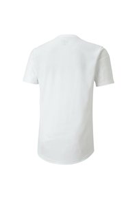 Bílé tričko s krátkým rukávem, kulatým výstřihem, hladkým povrchem a mírně zakřiveným spodním okrajem. Design na zadní straně obsahuje jemné logo.