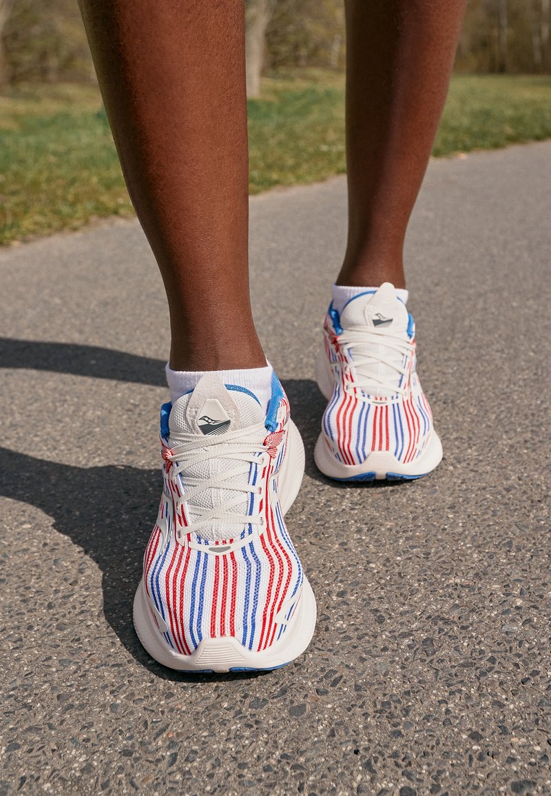 saucony laufschuhe ride
