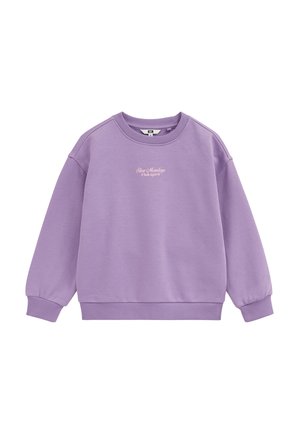 Lilla crewneck-sweatshirt med lange ærmer og ribstrikkede kantbånd ved ærmegab, linning og hals, med lille hvid tekst "Slow Mondays Club spirit" på brystet.