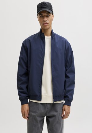 Jack & Jones JJECHARGE STAND COLLAR  - Μπουφάν τύπου bomber - navy blazer