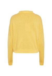 Pullover giallo lavorato a maglia con colletto, spalle scese e lunghezza corta. Tessuto testurizzato con polsi e orlo a coste.