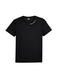 Camiseta negra de manga corta fabricada con una tela suave y ligera. Cuenta con un escote redondo y un pequeño logo blanco en la parte superior izquierda.
