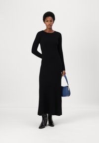 DRYKORN TEYANA - Strickkleid - black