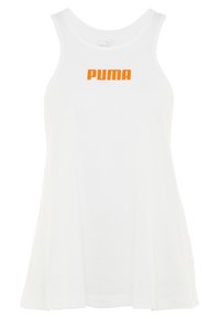 Top blanco sin mangas hecho de tela suave con un ajuste relajado. Presenta un logo naranja de "PUMA" centrado en el pecho.