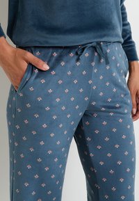 ROUGEGORGE FLUFFY - Bas de pyjama - multico bleu