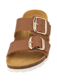 Bruine twostrappige sandaal met verstelbare gespen en een kurken voetbed. Voorzien van een gestructureerde beige binnenzool en een witte rubberen outsole.