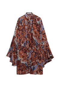 Fließende Bluse aus leichtem Stoff mit einem mehrfarbigen Paisleymuster in Rost, Blau und Creme, mit ausgestellt geschnittenen Ärmeln und einer Krawatte am Hals.
