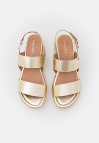 Anna Field Alpercatas - gold