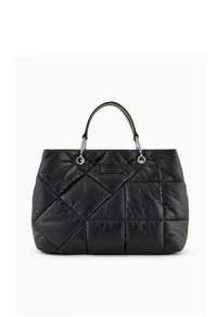 Borsa tote nera trapuntata con finitura lucida, caratterizzata da un motivo a diamante testurizzato, hardware argentato e un design a doppio manico.