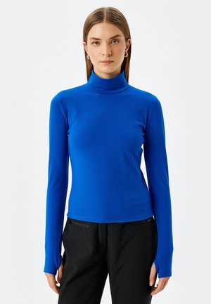 Long sleeved top - blue