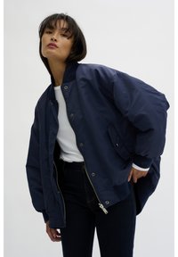 My Essential Wardrobe - HELGA - Bomber stiliaus striukė - dark sapphire blue Miniatiūros vaizdas 1