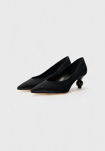WEEKEND MaxMara RENZASATIN - Klasické lodičky - nero
