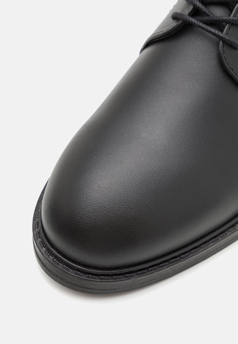 Selected Homme SLHBLAKE DERBY SHOE Elegantné šnurovačky black