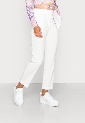 JOGGER PANTS - Pantaloni sportivi - off white