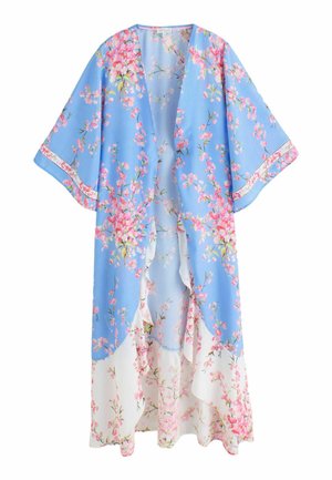 Halat în stil kimono, albastru deschis și alb, cu mâneci largi și partea din față deschisă, decorat cu flori roz și frunze verzi.