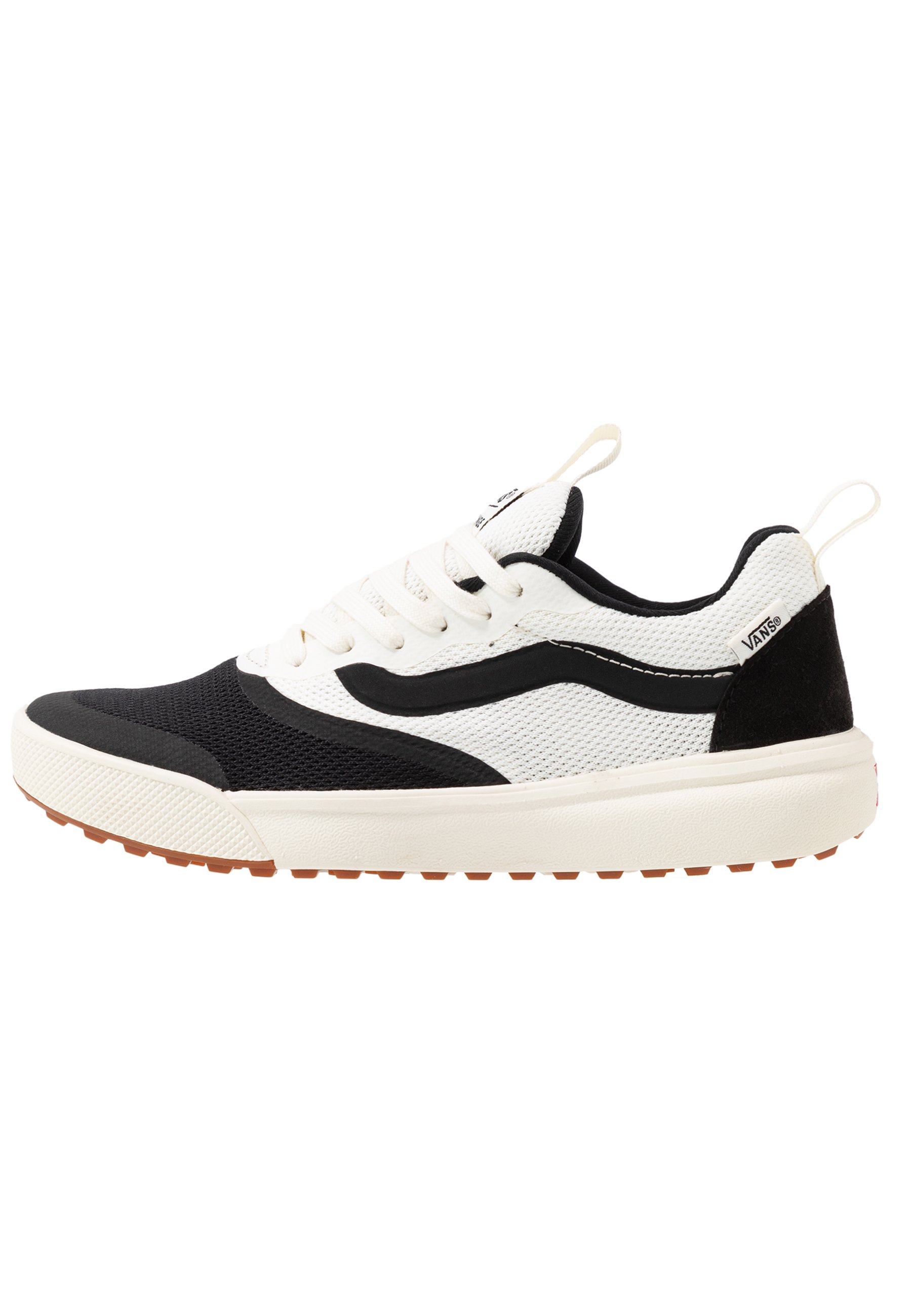 black ultrarange rapidweld trainers