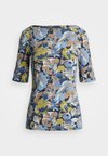 FLORAL STRETCH COTTON BOATNECK TEE - Triko s potiskem - blue/multi-colored
