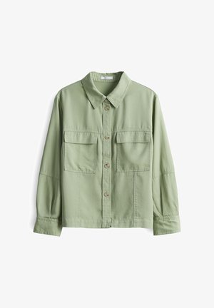 Groene button-up overhemd van zachte stof met een kraag, twee voorkruiszakken en lange mouwen met manchetdetails.