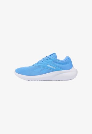 Zapatilla de correr Reebok azul claro con parte superior de malla, suela blanca y diseño con cordones, mostrada de lado sobre fondo blanco.