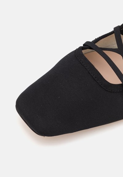 Loeffler Randall LOUISA LACE UP BALLET FLAT - Ballerina med reim - black