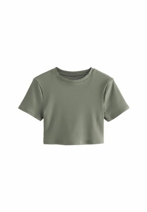 Olivinės spalvos trumpas T-shirt'as pagamintas iš raukšlėtos medžiagos, turintis apvalų iškirpimą ir trumpas rankoves, šiek tiek prigludęs.
