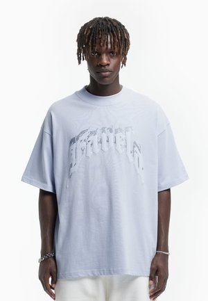 FAVELA AVES - Potiskana majica - zen grey