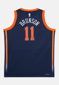 Mornarska košarkaška majica z oranžnimi detajli, z napisom "BRUNSON" v beli barvi na hrbtu, pod njim pa številka "11". DRI-FIT material.