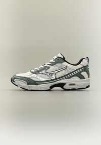Неизбран, snow white/silver/balsam green