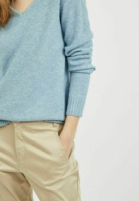 VILA VIRIL V-NECK L/S - Stickad tröja - captains blue