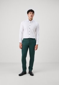 OLYMP Level Five Businesshemd - weiss