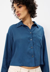 FRNCH POLLY - Chemisier - bleu petrole