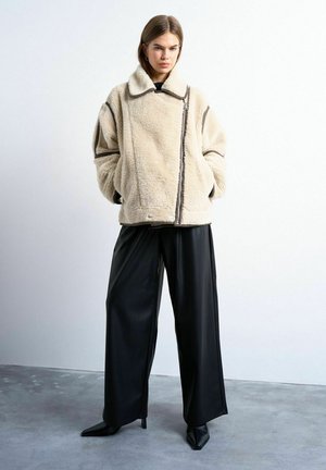 FELL TSAVIAYA - Fleecejakke - chocolate brown