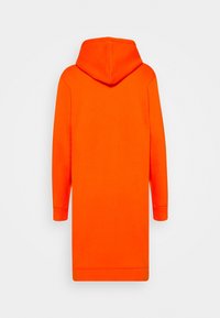 Robe sweat à capuche manches longues orange vif vue de dos, design uni avec poignets côtelés.