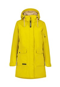 Geel waterdichte parka jas met een capuchon, vooraan met rits, twee grote voorkruiszakken en een ritszak aan de zijkant. Heeft een gladde textuur.