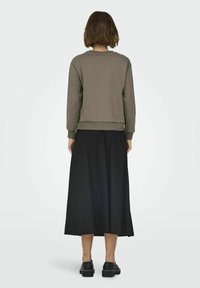 JDY JDYPARIS - Sudadera - walnut