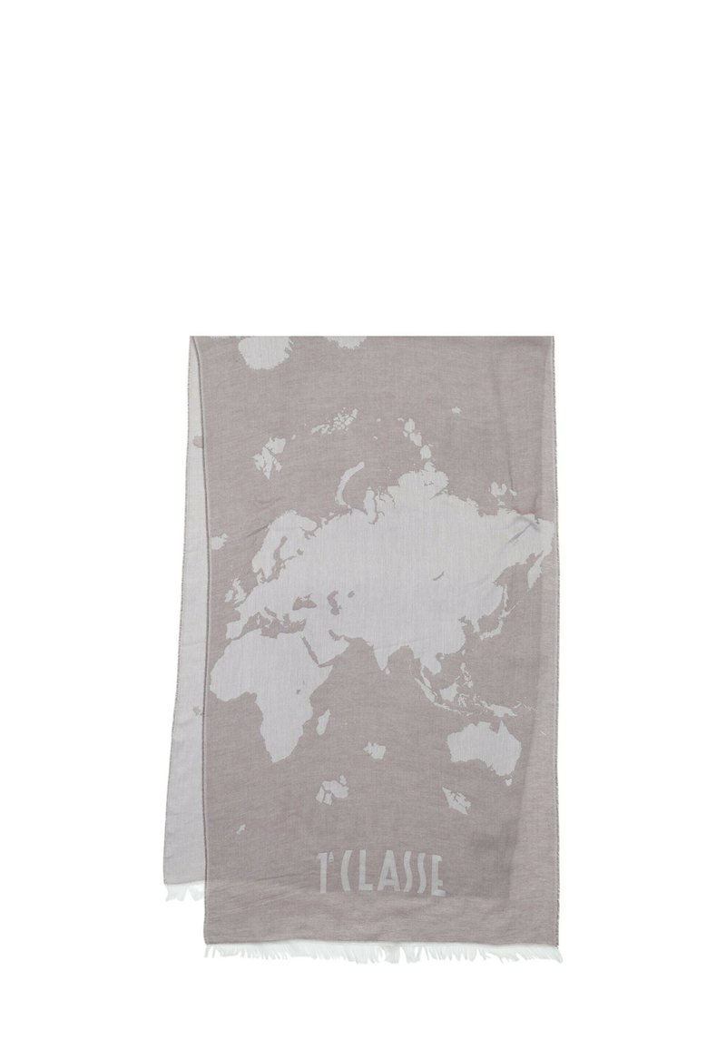 Accappatoio di cotone grigio chiaro con un design della mappa del mondo in una tonalità più chiara. Bordo rifinito con frange e testo "T'CLASS" in fondo.