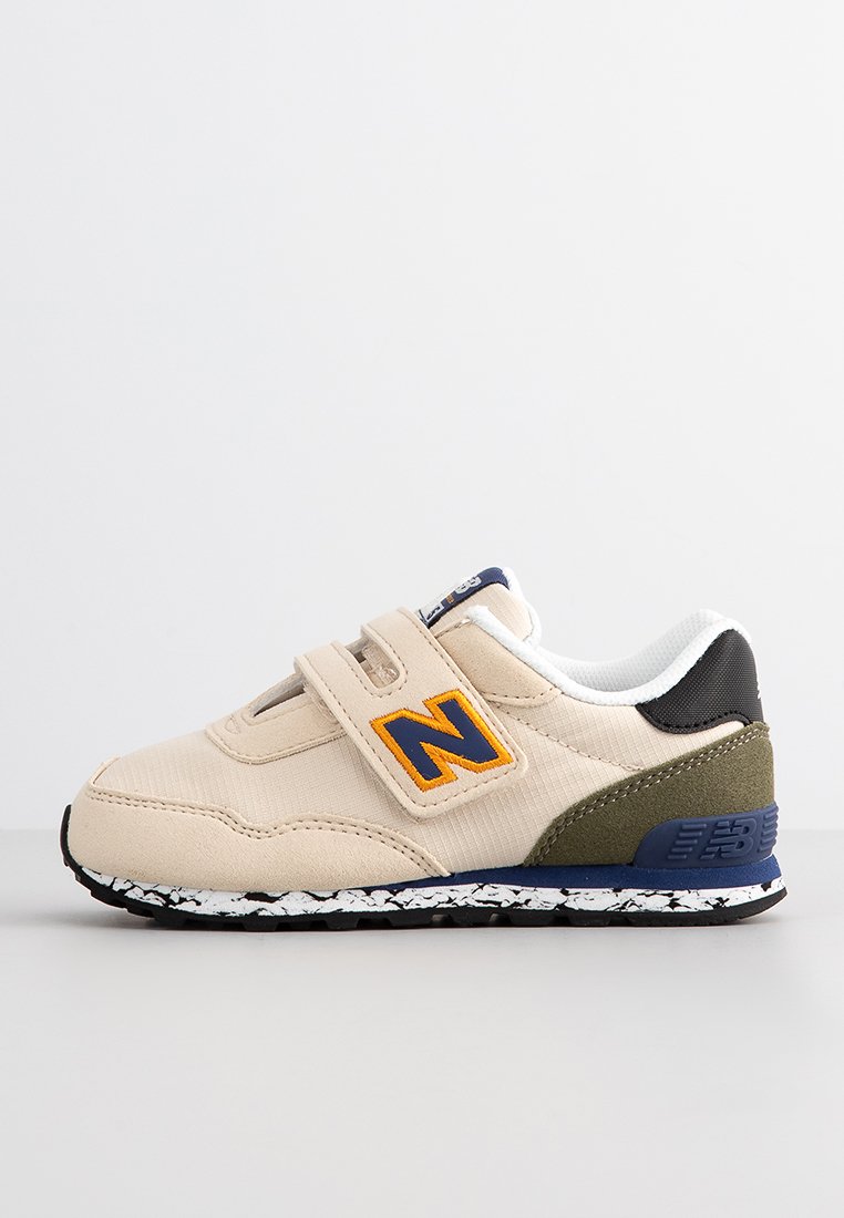 Sneakers low