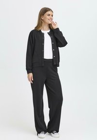 Fransa Bomber stiliaus striukė - black