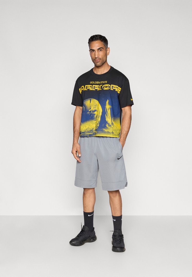 Nike Performance GOLDEN STATE WARRIORS GSW BOXY - Klubové oblečení - black