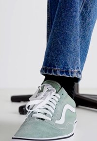 Vans OLD SKOOL UNISEX - Sneakers basse - iceberg green