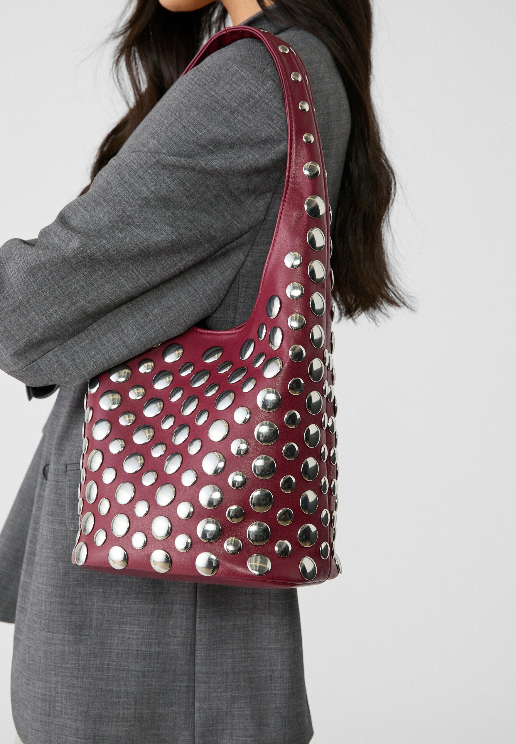 Stradivarius STUDDED - Handbag - bordeaux - Zalando