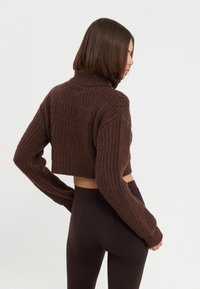 Even&Odd Trui - brown