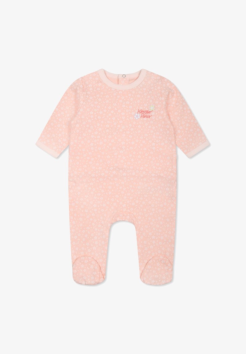 Combinaison pour bébé rose pâle avec manches longues, motif floral et fermeture à pression au cou. Tissu en coton doux avec des poignets contrastants et un détail de logo.