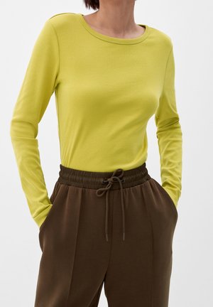 Long sleeved top - yellow